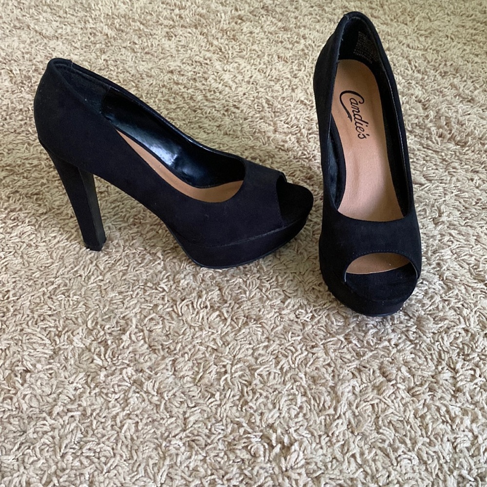 Black candie shoes